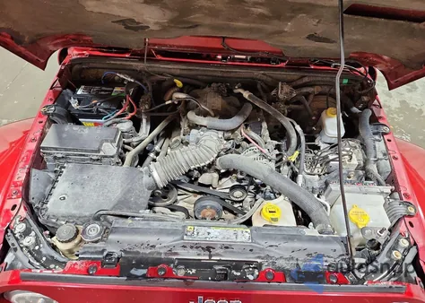 2011 Jeep Wrangler Unlimited Sahara z USA, uszkodzony, nr VIN 1J4BA5H12BL572554